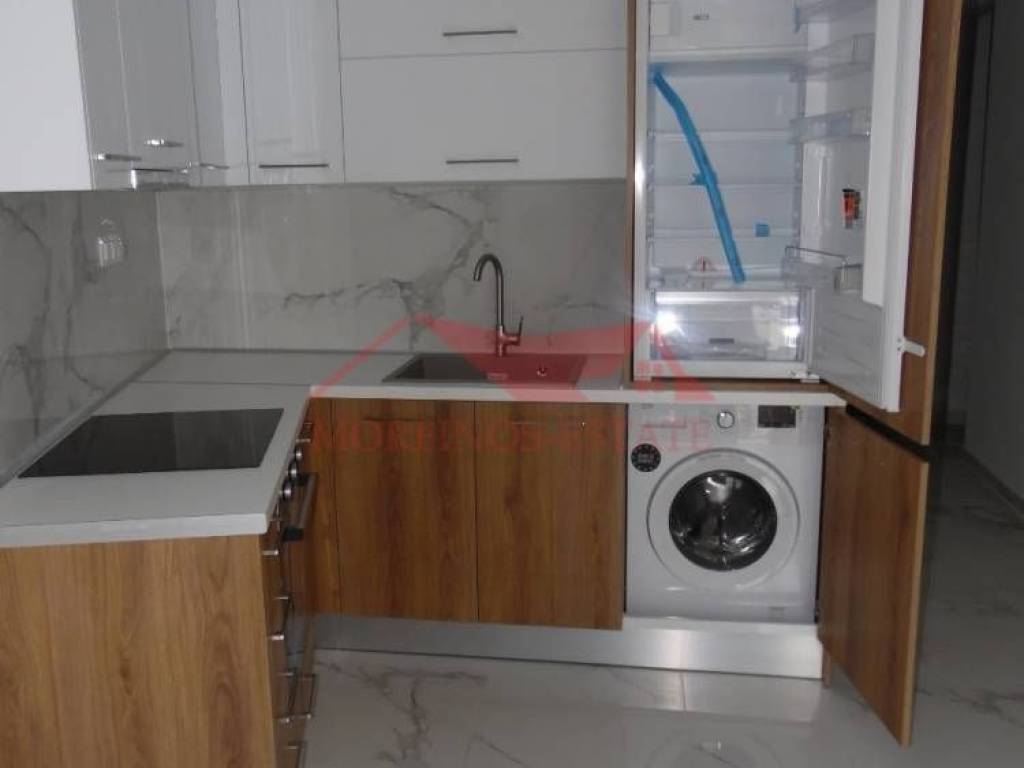 Σαλοκουζίνα