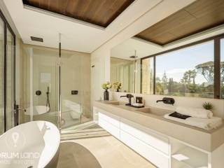 Forumland Real Estate, bathroom