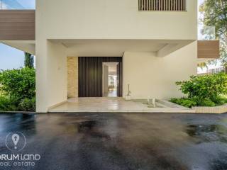 Forumland Real Estate, villa