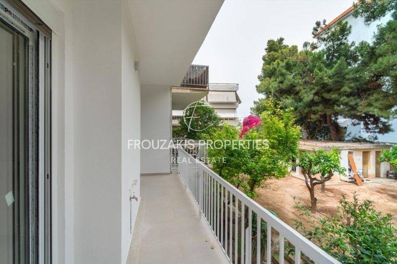 Θέα από μπαλκόνι