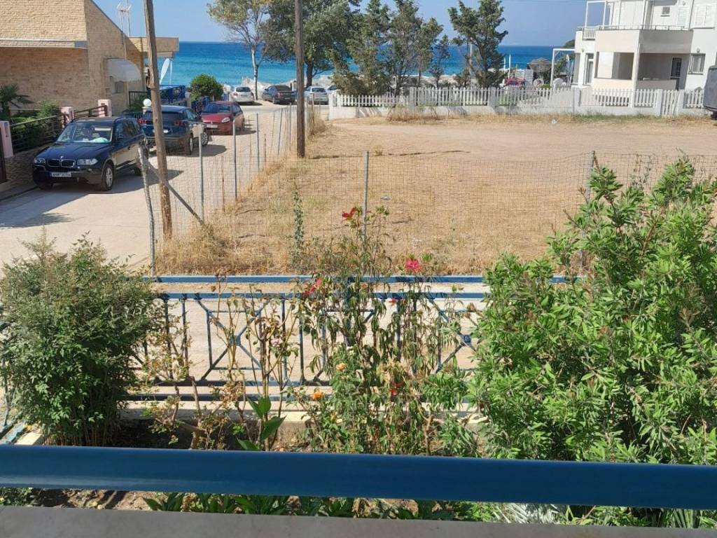 Θεα μπαλκονιου