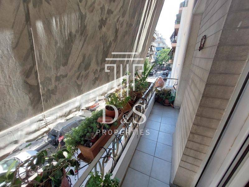 Θέα από μπαλκόνι