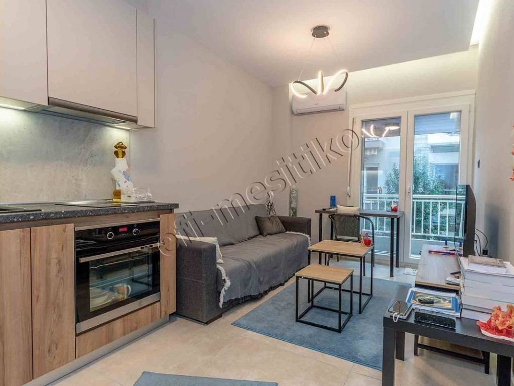 Σαλοκουζίνα