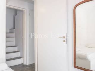 Υπνοδωμάτιο χαμηλότερου επιπέδου