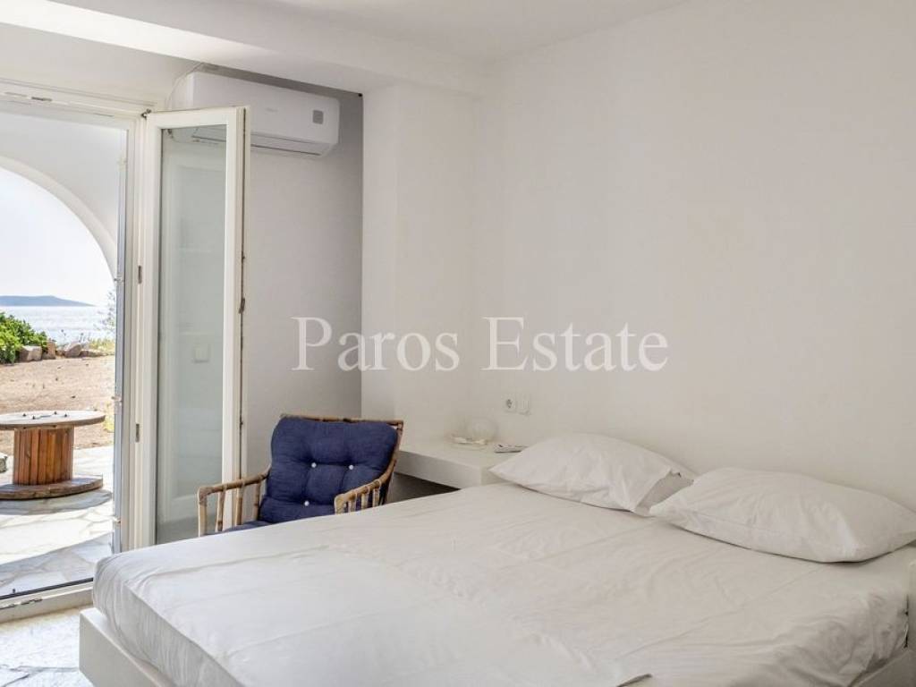 Υπνοδωμάτιο χαμηλότερου επιπέδου