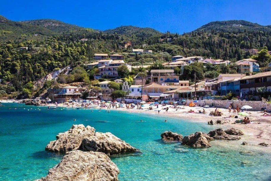 TO PARATHALASSIO CHORIO TOY AGIOY NIKETA