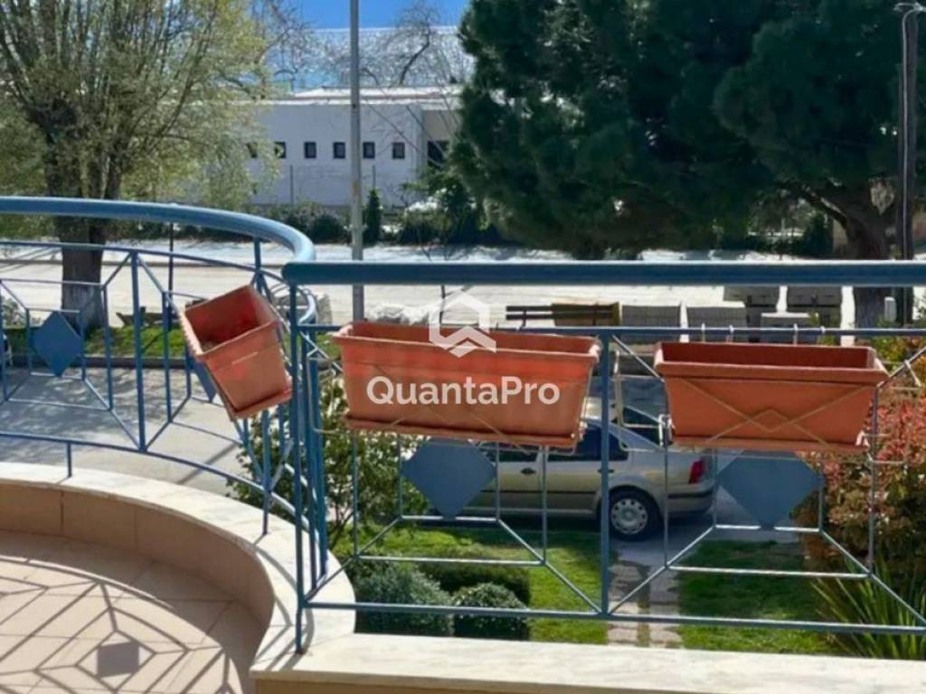 Θέα από μπαλκόνι