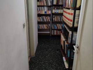 Forumland Real Estate, Διάδρομος