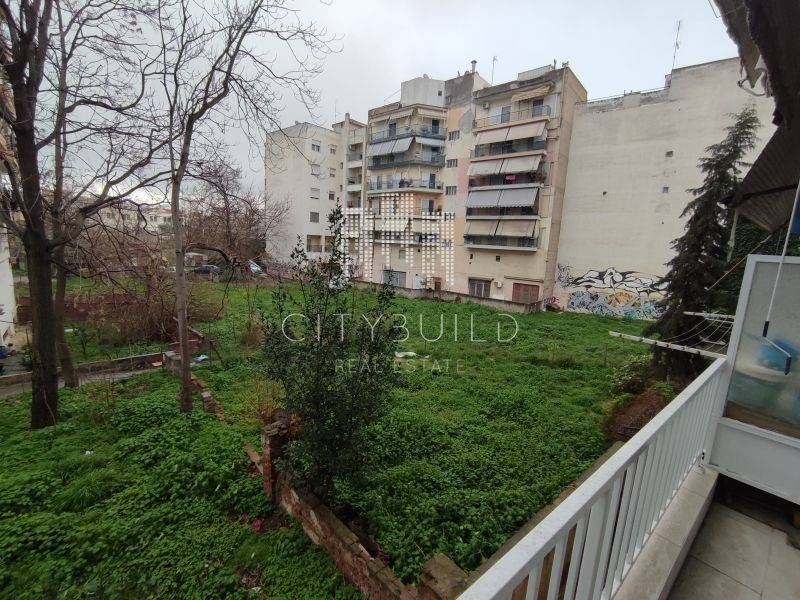 Θέα από μπαλκόνι