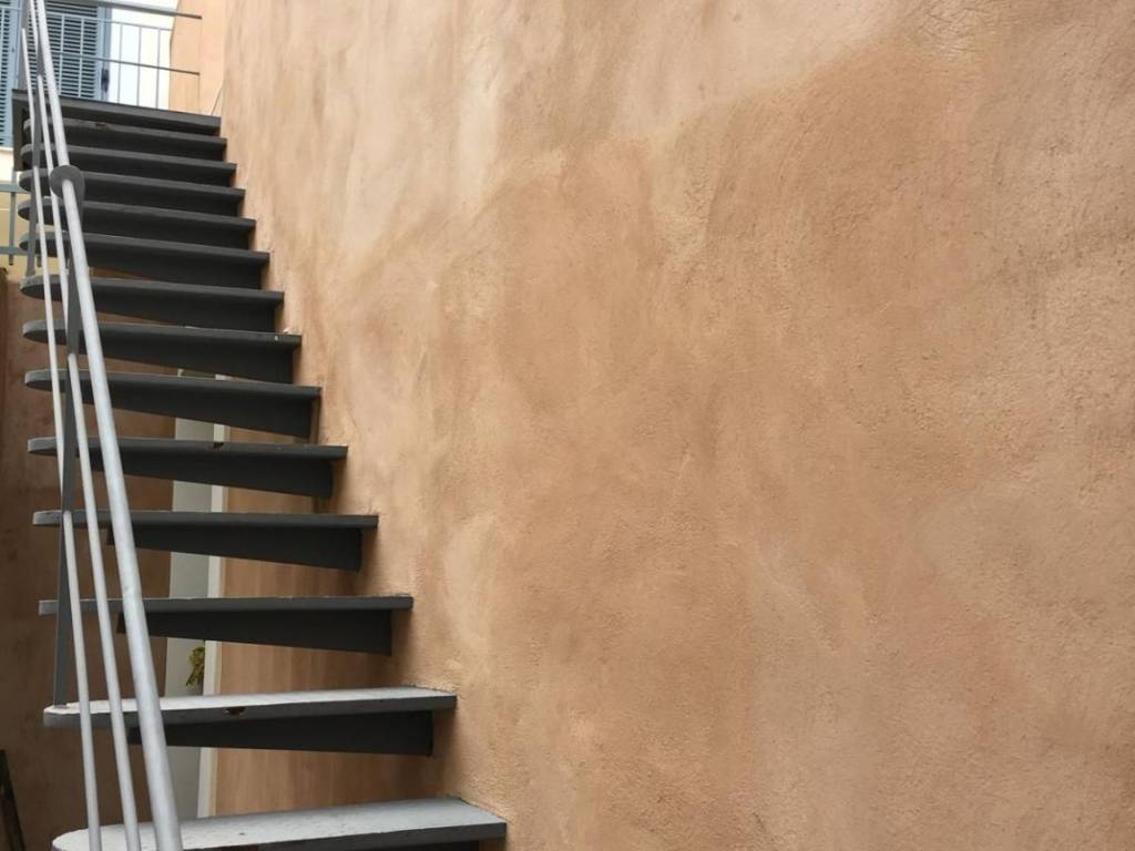 E skala poy odegei sten taratsa