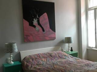 Mia kyria krebatokamara