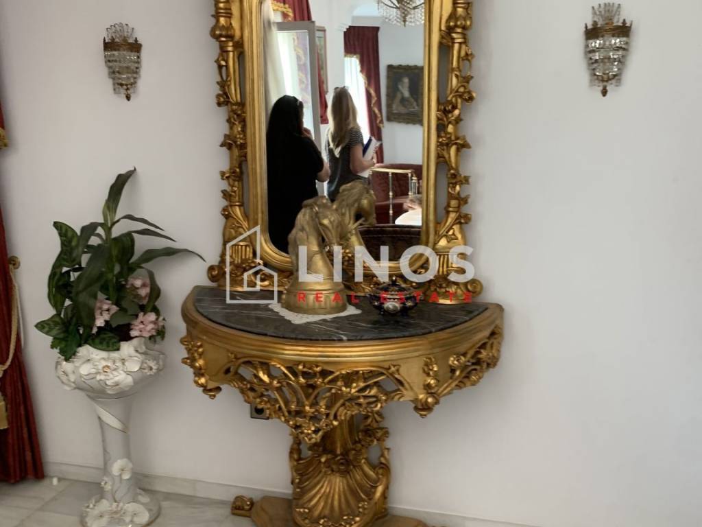 Εσωτερικοι χώροι