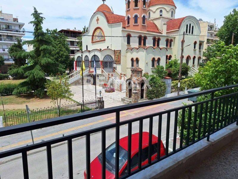 Θέα από μπαλκόνι