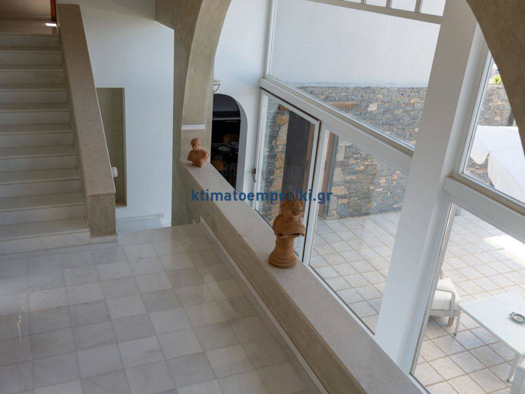 Εσωτερικοι χώροι