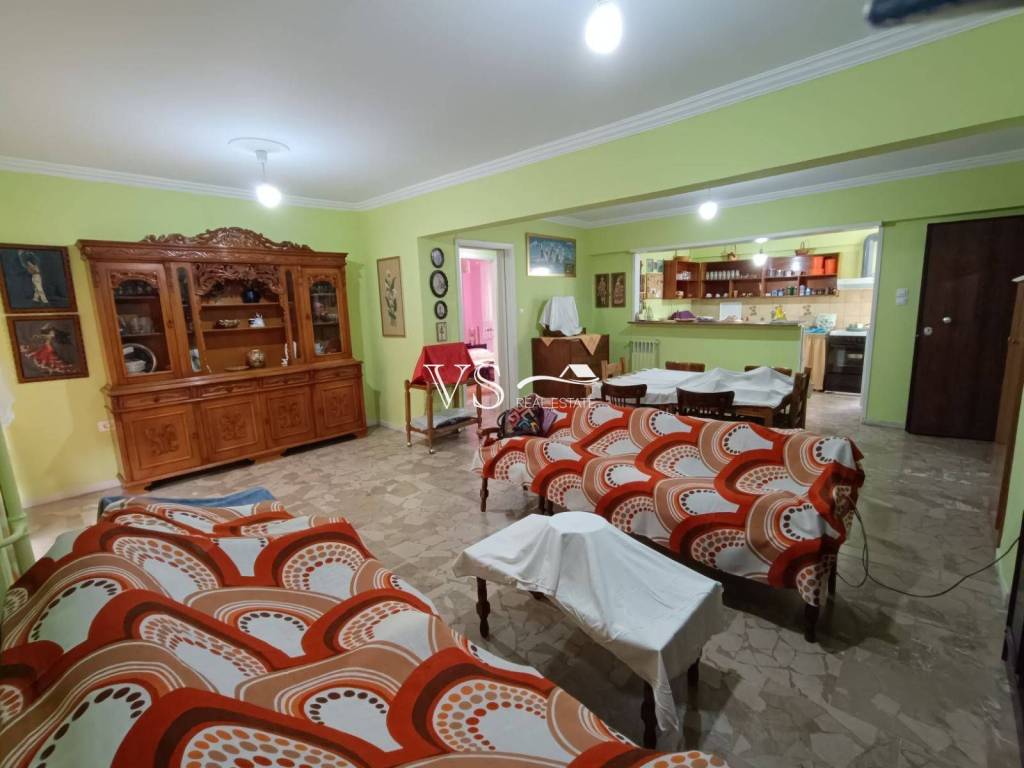 Σαλοκουζίνα