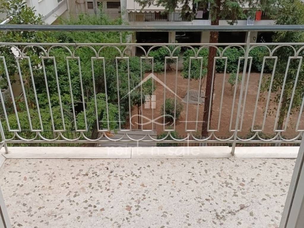 Θέα από μπαλκόνι