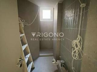 Μπάνιο,Διάδρομος