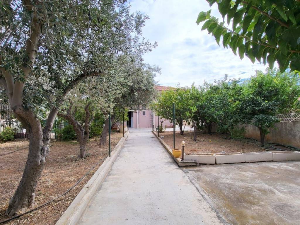 Εξωτερικοι χώροι