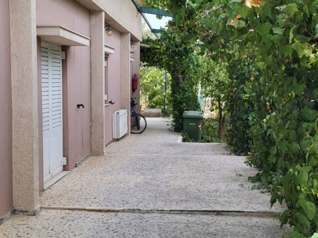 Εξωτερικοι χώροι