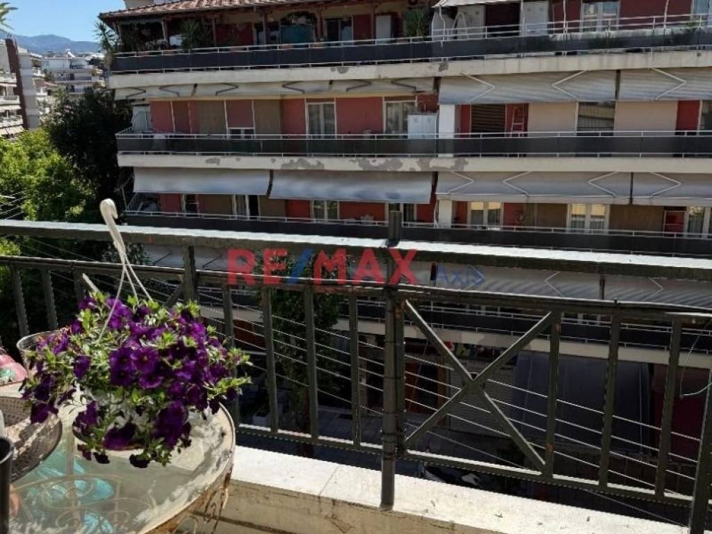 Θέα από μπαλκόνι