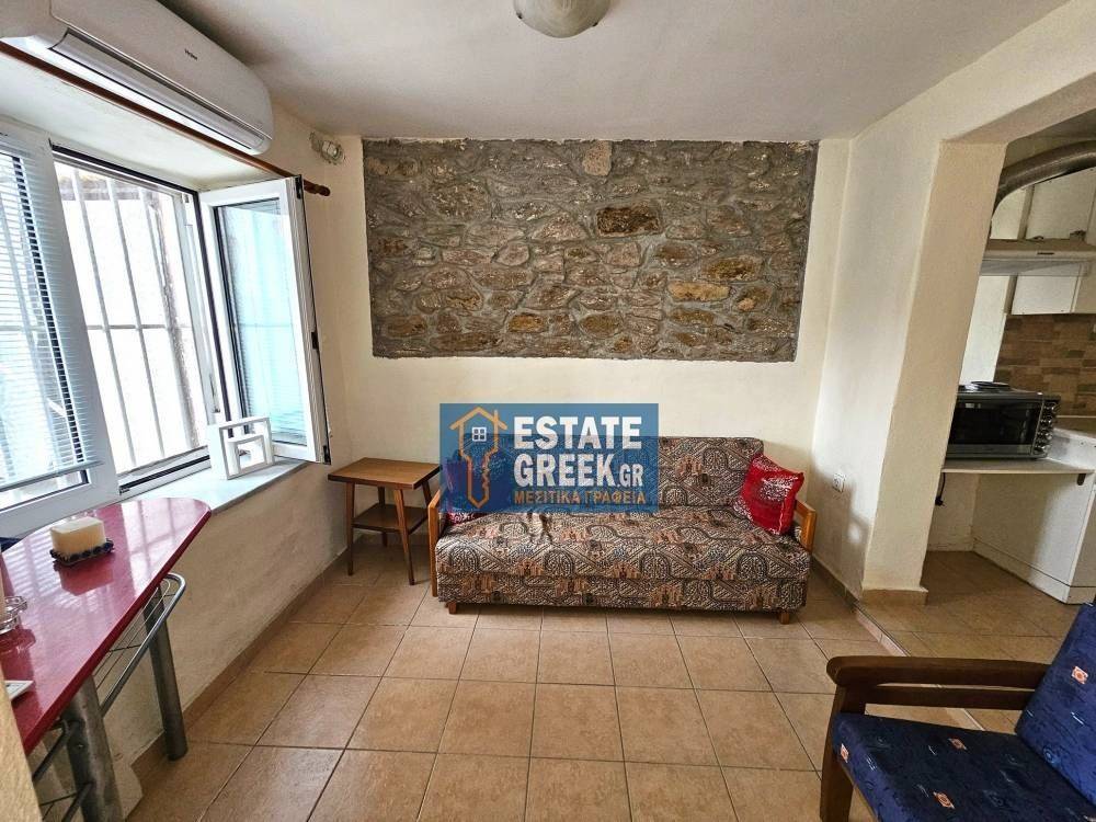 ★ ΑΝΑΚΑΙΝΙΣΜΕΝΗ ★ Μπορεί να νοικιαστεί 300€ ★ ΕΠΙΠΛΩΜΕΝΗ ★