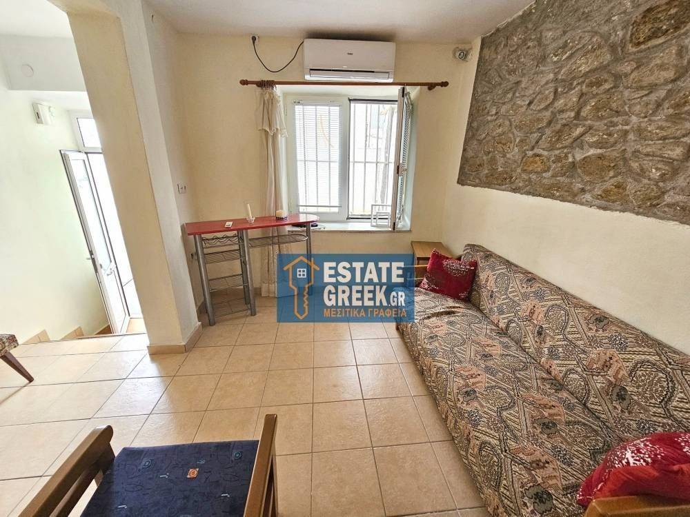 ★ ΑΝΑΚΑΙΝΙΣΜΕΝΗ ★ Μπορεί να νοικιαστεί 300€ ★ ΕΠΙΠΛΩΜΕΝΗ ★