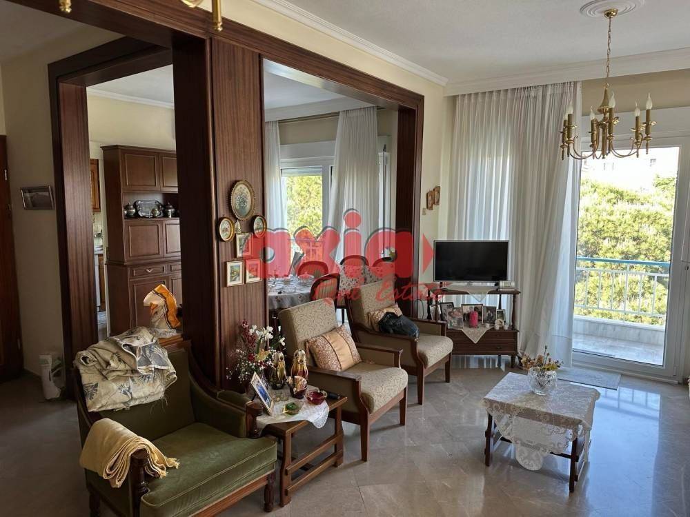 Καβάλα, Άγιος Λουκάς: Πωλείται γωνιακό 