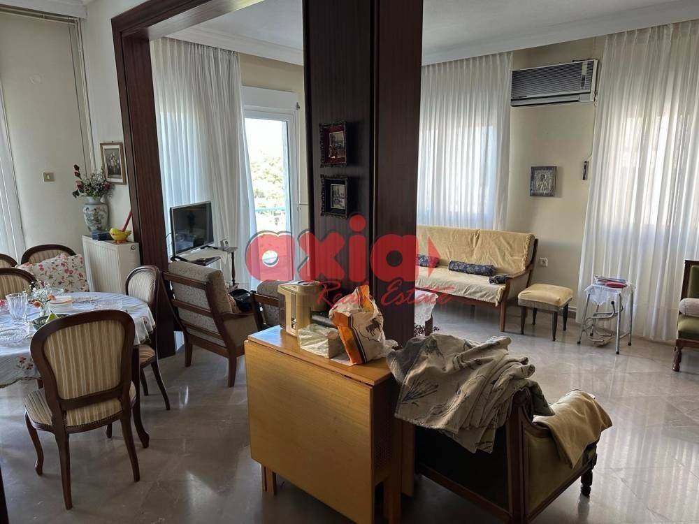 Καβάλα, Άγιος Λουκάς: Πωλείται γωνιακό 