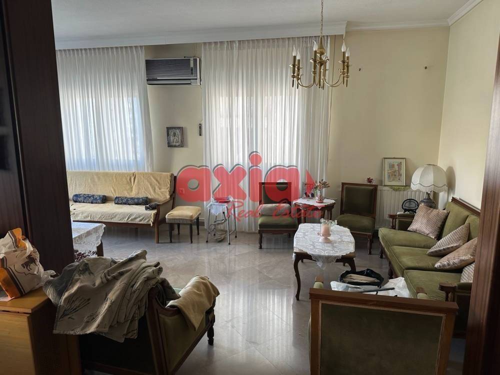 Καβάλα, Άγιος Λουκάς: Πωλείται γωνιακό 