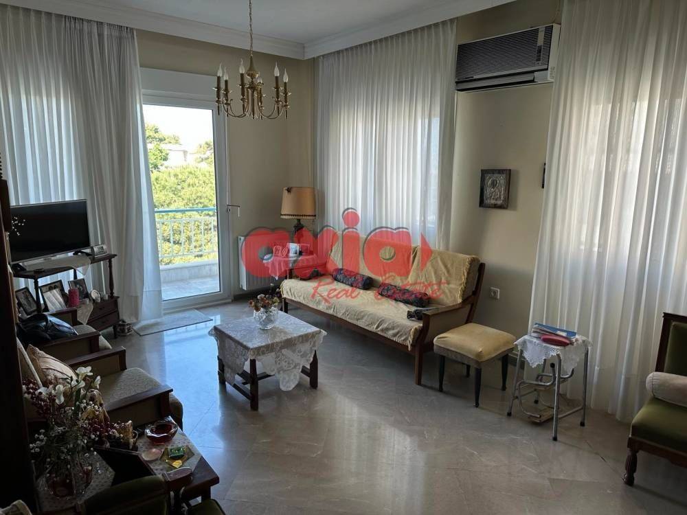 Καβάλα, Άγιος Λουκάς: Πωλείται γωνιακό 