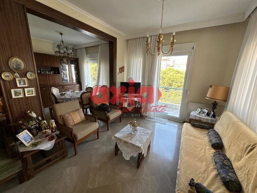 Καβάλα, Άγιος Λουκάς: Πωλείται γωνιακό 