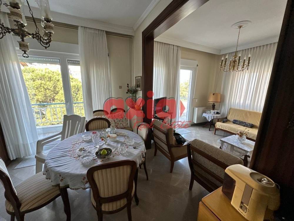 Καβάλα, Άγιος Λουκάς: Πωλείται γωνιακό 