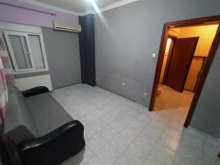 ANYPLACE MESITIKES YPERESIES