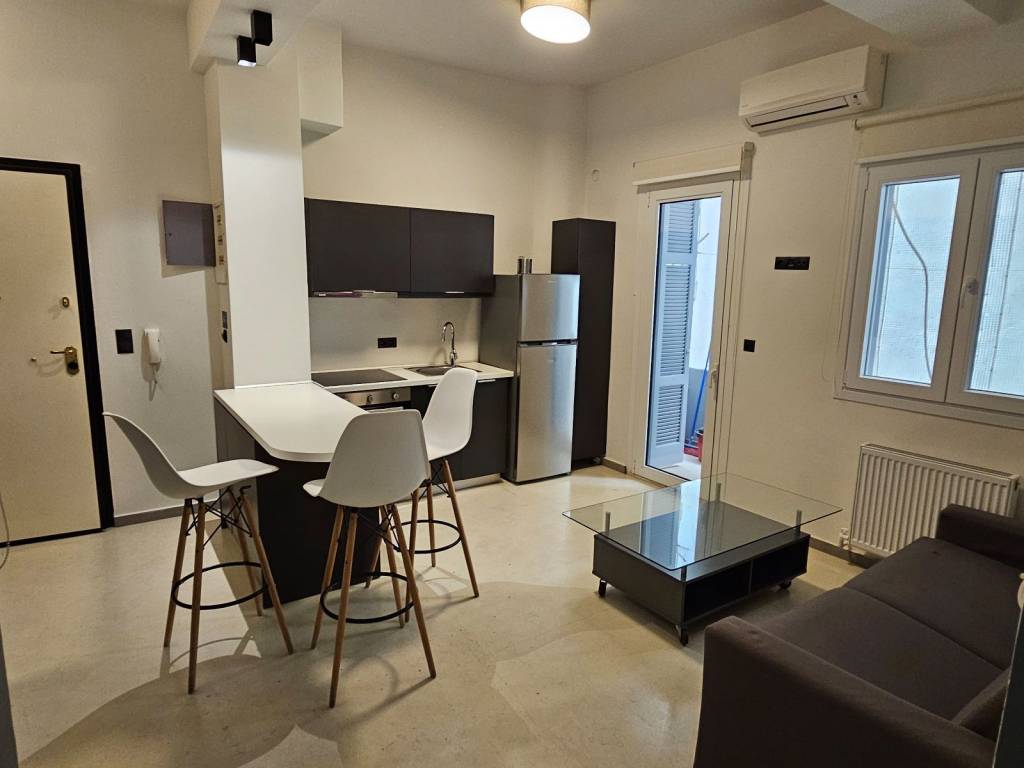 ΣΑΛΟΚΟΥΖΙΝΑ