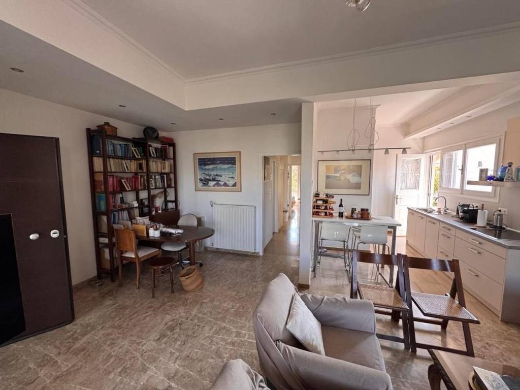 CHoros ypodoches, 1os orophos