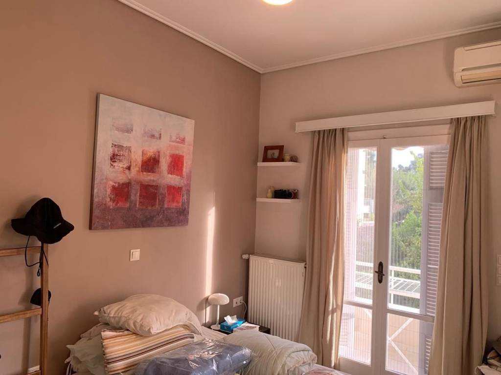 Ypnodomatio ston 1o oropho