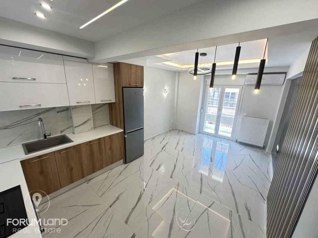 Forumland Real Estate, Σαλοκουζίνα