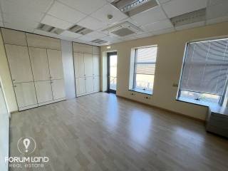 Forumland Real Estate, Grapheiakos choros