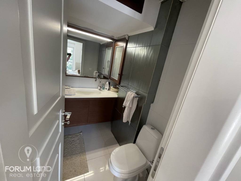 Forumland Real Estate, μπάνιο