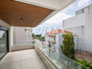 Θέα από μπαλκόνι