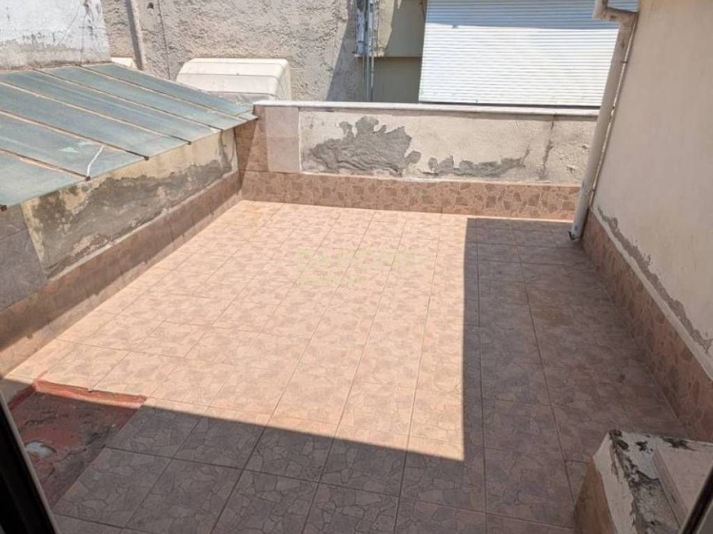 ΠΙΣΩ ΜΠΑΛΚΟΝΙ