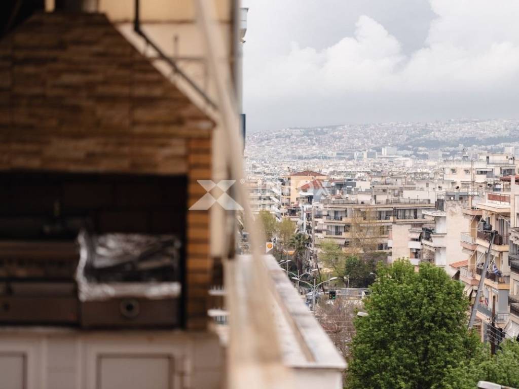 Θέα από μπαλκόνι