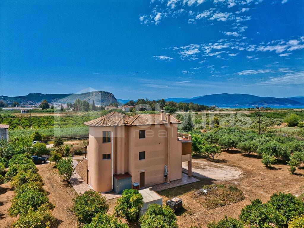 Εσωτερικοι χώροι