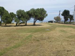 Mprosta apo ten katoikia