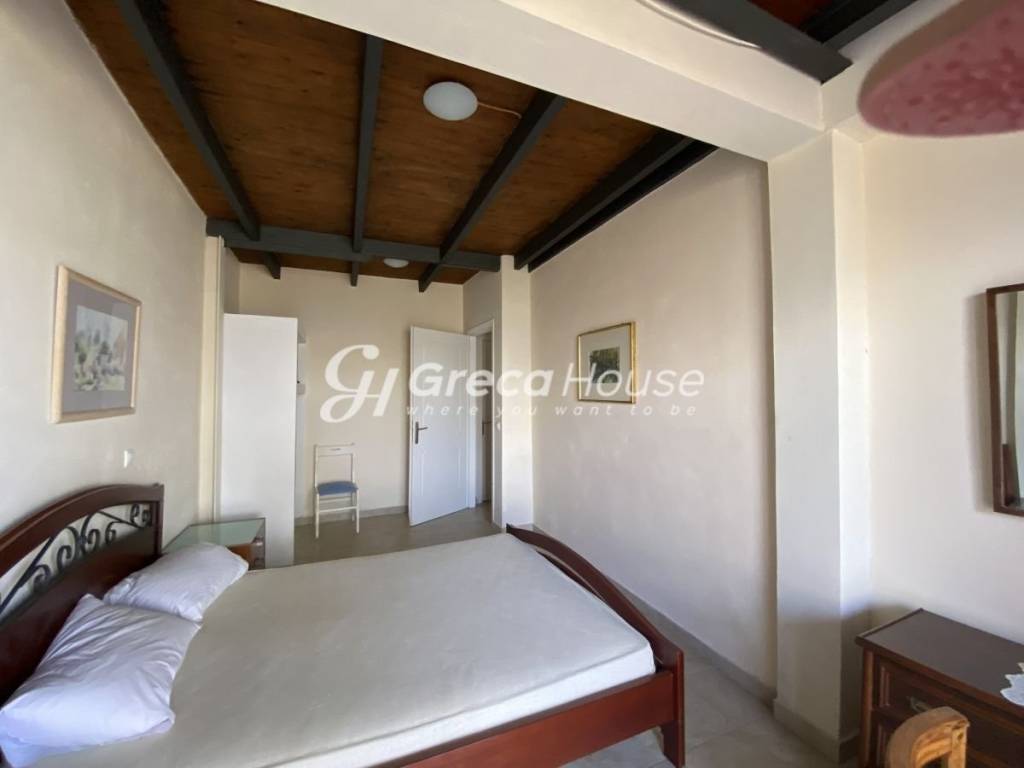 Mονοκατοικίες με ιδιωτική παραλία