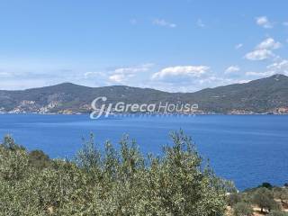 Mονοκατοικίες με ιδιωτική παραλία