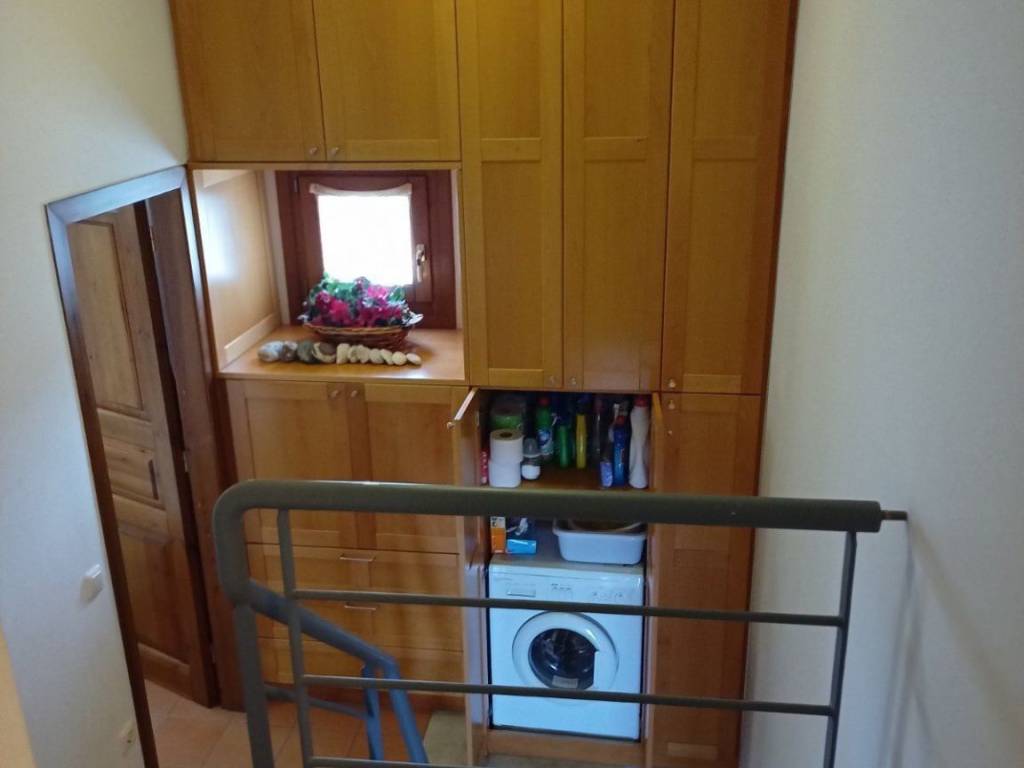 Ntoylapes -plynterio-esoterike skala mezonetas