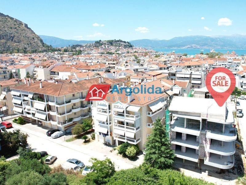 Θέα από μπαλκόνι