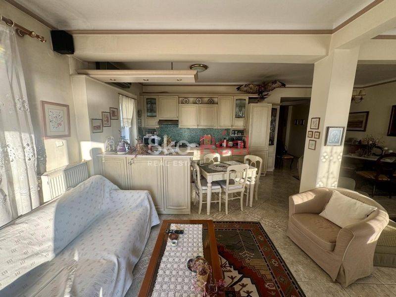 Σαλοκουζίνα