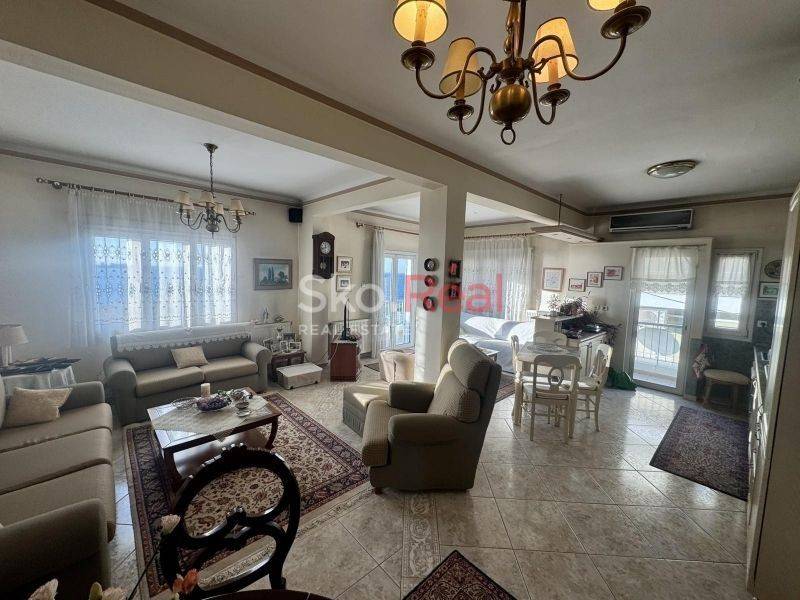 Σαλοκουζίνα